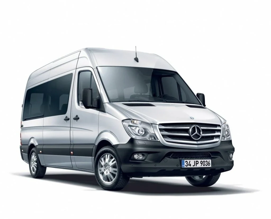 Mercedes Sprinter белый для еврейских похорон в Москве